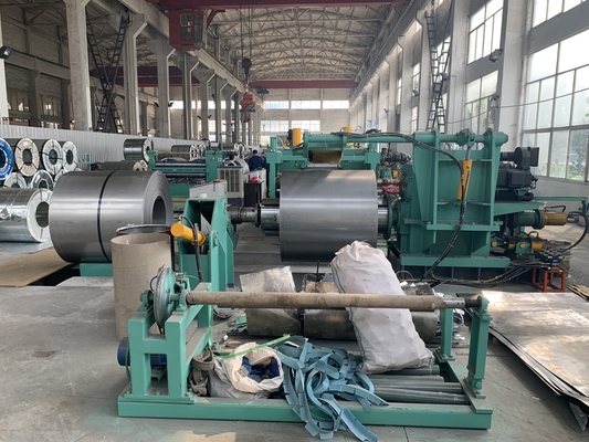 25m/Min 380V 금속은 탄소 판을 위한 길이 선에 잘렸습니다